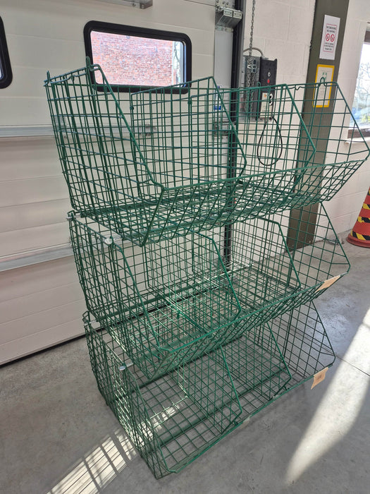 CLEARANCE: Wire Storage C2DS Filplastic Baskets BUNDLE (12 baskets/ 24 dividers)